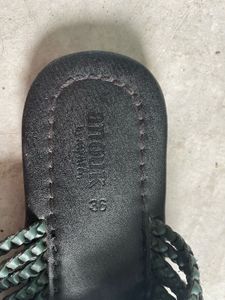 Woven Green Slides