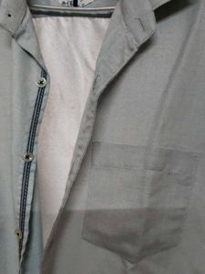 Men&#39;s Casual Shirt