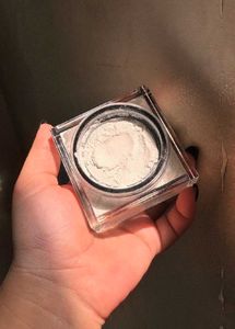 Huda Beauty Easy Bake Loose Baking &amp;Setting Powder