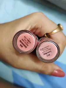Nail File And Peach Nail Paint Combo