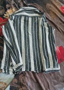 Black and White Crochet Knit Striped Full Sleeves