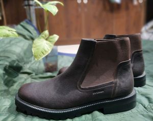 Stylish Brown Chelsea Boots