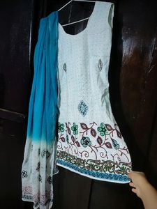 Unique Beautiful Kurtha Set