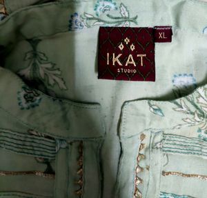 Elegant Kurta Set From IKAT