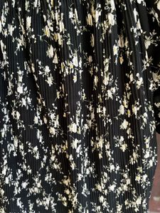 Floral Pleated Off-Shoulder Stylish Top