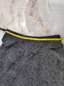 BLACK &amp; GREY SKIRT WITH CROP TOP