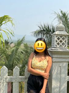 Yellow back strip top