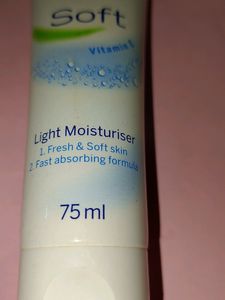 NIVEA Soft Moisturizer - 75ml