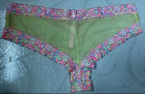 Set of 2 Stylish Women&#39;s Panties -Lace &amp; Polka Dot