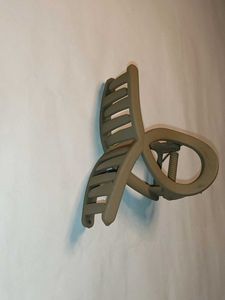 Claw Clutcher