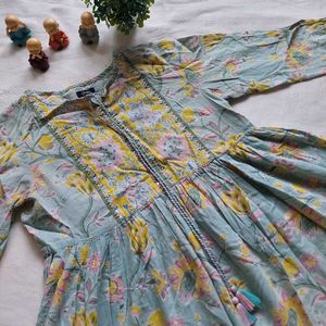 Floral Print Tunic Top
