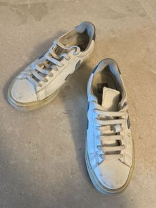Veja Sneakers