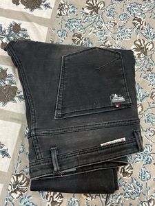 Stylish Dark Grey Denim Jeans