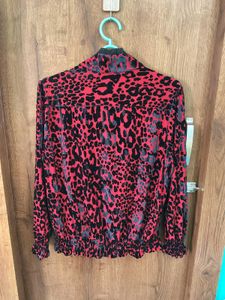 Liz &amp; Me red and black leopard print stretch top.