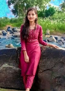 women gorgeous kurta set