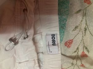 White Cargo Cropped Pants