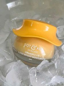 Dot &amp; Key Super Bright Moisturizer