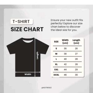 Graphic Print Tee with Necklace
