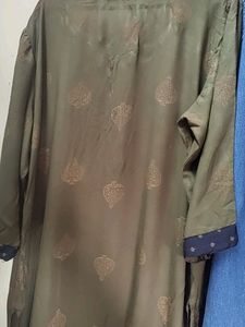 Woman&#39;s Kurta