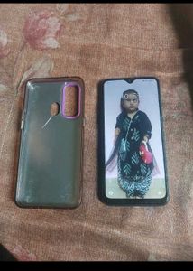 Realme 5 Pro + Free Display
