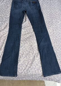Bell Bottom Joe&#39;s Jeans