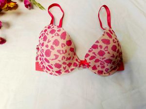 🇳🇿💫💗 Imported Y2K Print Paded Bra