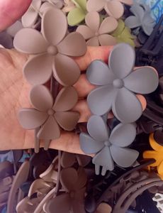 Flower Hair Claw Clips