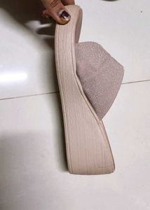 Women Wedges..🦋🦋