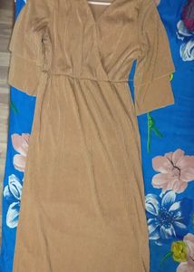 Elegant Gold Maxi Dress