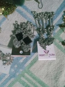 Earings