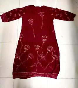 Red Kurta