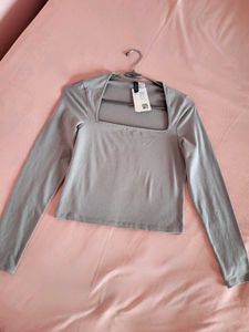 H&amp;M Long Sleeve Square Neck Top / Size-S