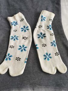 Winter item set of 2 🌼