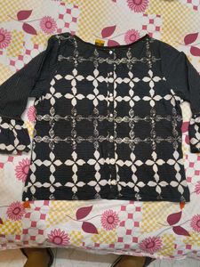 Stylish Patterned Top