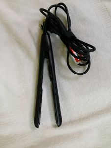 Ikonic Professional Glam Hair Straightener (Black)