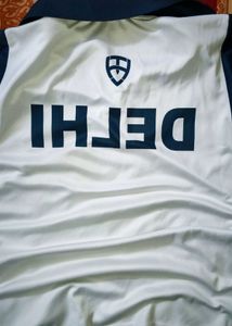 THE BLUE OMBRE DELHI&#39;S T-SHIRT