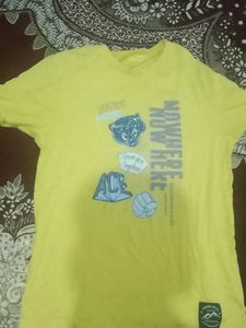 Graphic Print Tee Yellow