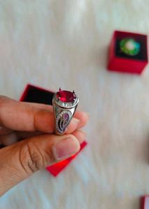 92.5 Hallmarked Red Gemstone Ring
