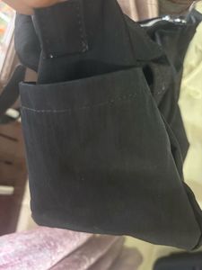 BLACK HAND/ SHOULDER/ CROSSBODY BAG