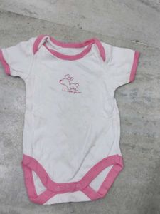 4 Rompers