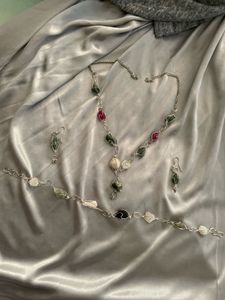 Necklace+earring+bracelet