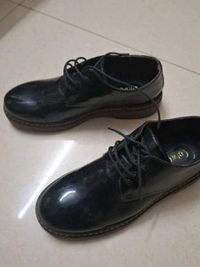 Catwalk Black Casual Shoes