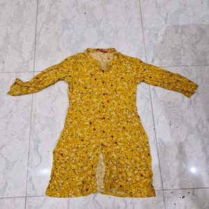 Womens Gold Colour Short Kurti .