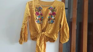 Yellow Embroidered Top With Knot Pattern 💛
