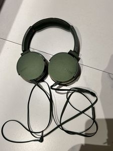 Sony Headphones original Model MDR-XB550