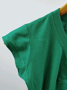 Green Tshirt