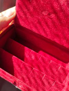 Red Velvet Ring &amp; Earring Jwellery Organiser