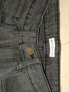 HIGH WAISTED SKINNY FIT JEANS