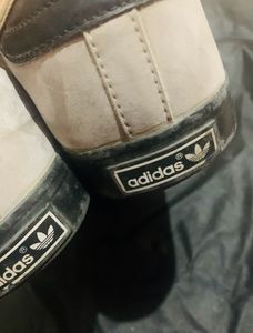 ADIDAS GRAY SUEDE BLACK STRIPED SHOES