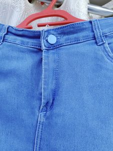 Women&#39;s Jeans
